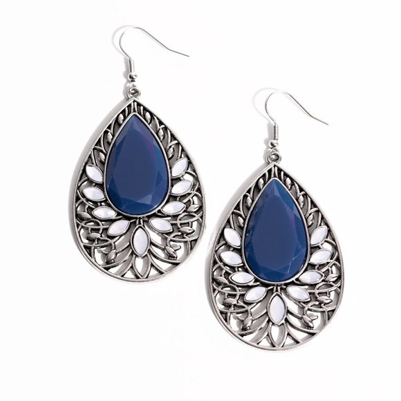 Floral Fairytale - Blue Earrings - Picture 2 of 2